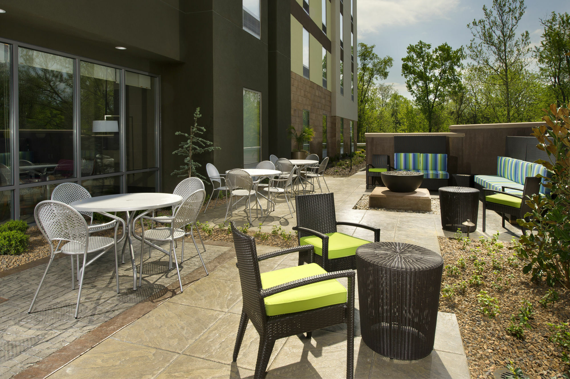 Hampton Inn Louisville East Hurstbourne Exterior foto